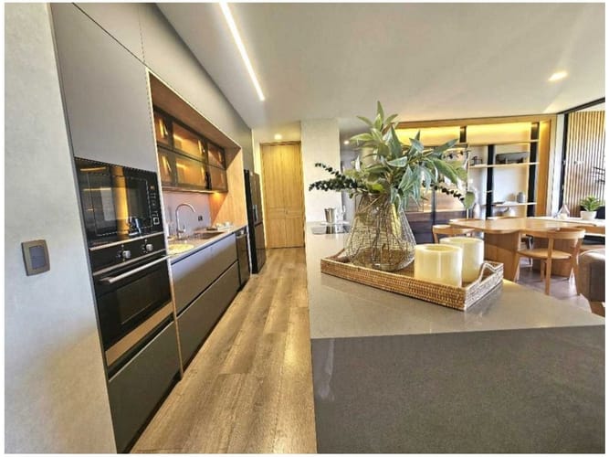 Apartamento de 3 alcobas en venta en Guayabito, Medellín, 199 m² · foto 7 de 16