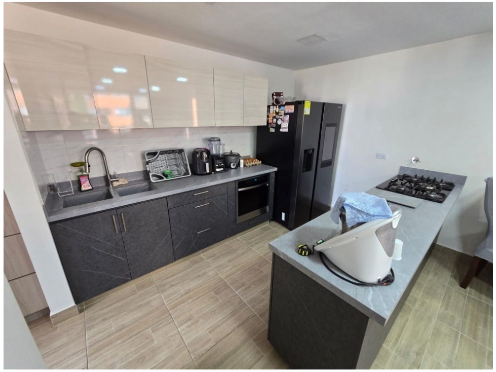 Apartamento en venta en Rodeo Alto, Medellín · foto 3 de 17