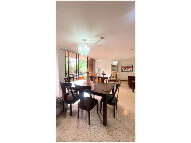 Apartamento de 3 alcobas en venta en La Florida, Medellín, 172 m² · foto 3 de 24