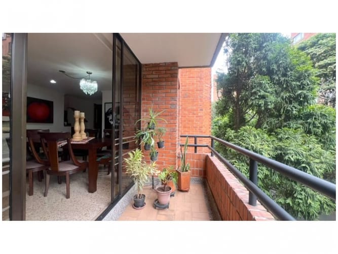 Apartamento de 3 alcobas en venta en La Florida, Medellín, 172 m² · foto 5 de 24