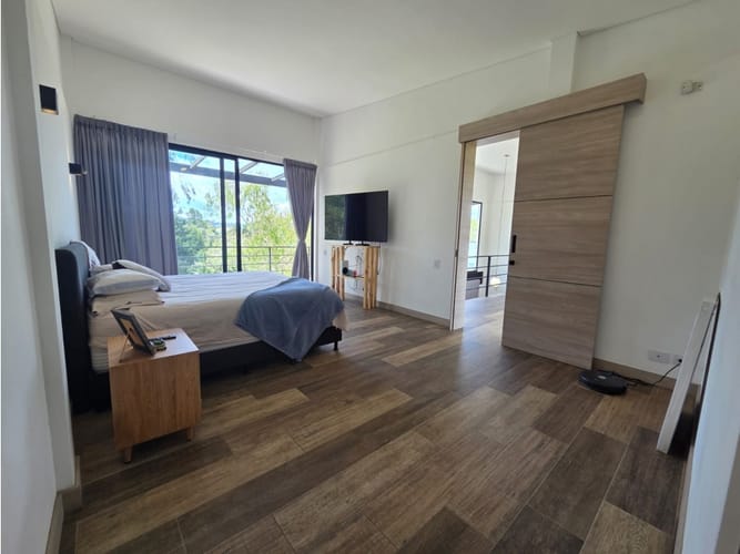 Casa de 3 alcobas en venta en Vía Las Palmas, Envigado, 287 m² · foto 12 de 24