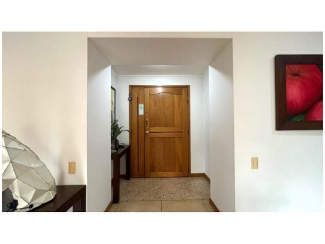 Apartamento de 3 alcobas en venta en La Florida, Medellín, 172 m² · foto 7 de 24