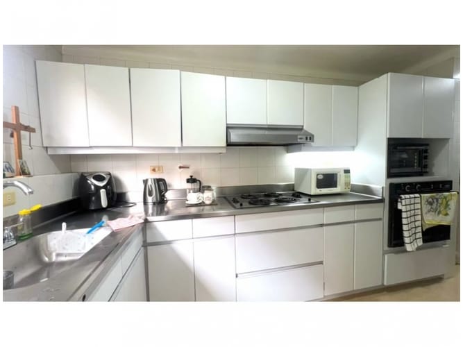 Apartamento de 3 alcobas en venta en La Florida, Medellín, 172 m² · foto 9 de 24