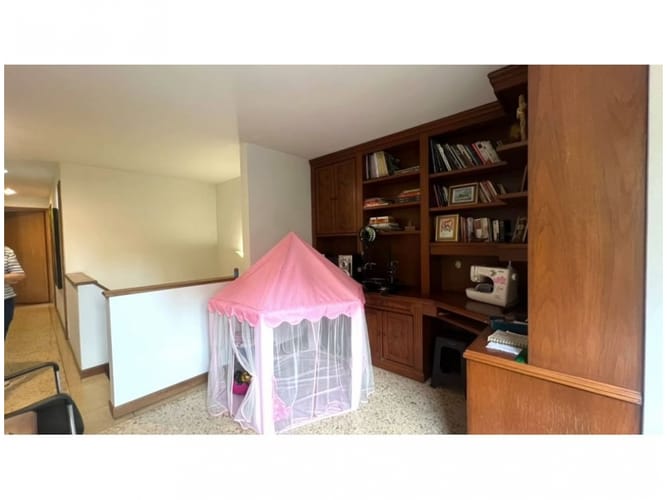 Apartamento de 3 alcobas en venta en La Florida, Medellín, 172 m² · foto 19 de 24