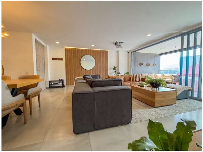 Apartamento de 3 alcobas en venta en Loma De Las Brujas, Envigado, 172 m² · foto 3 de 16