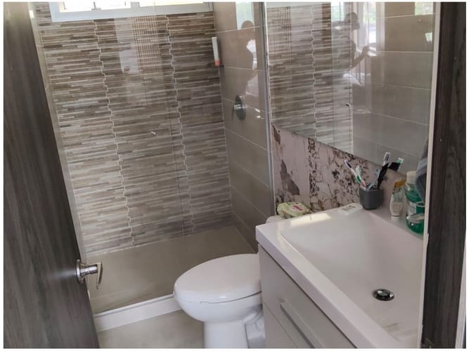 Apartamento de 3 alcobas en venta en Urbanizacion La Florida, Medellín, 99 m² · foto 18 de 20