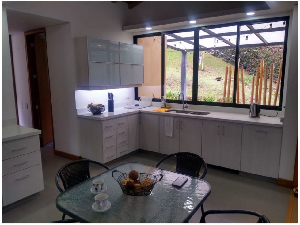 Casa en venta en Zona Centro, Envigado · foto 3 de 22
