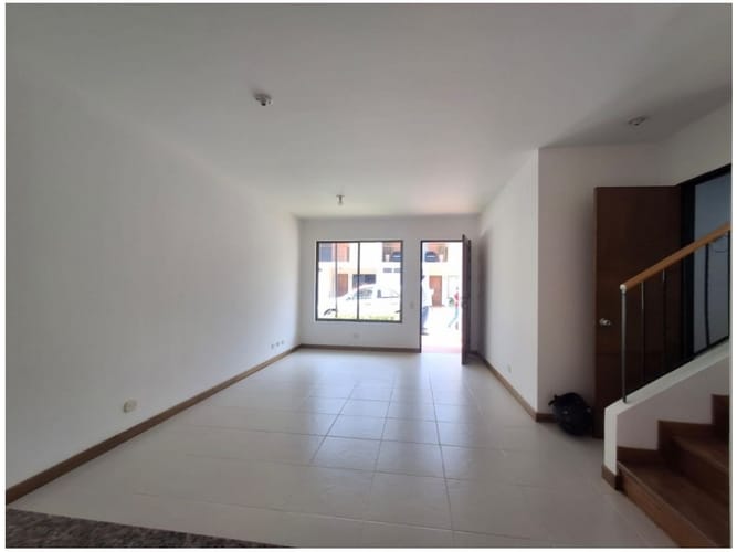 Casa de 3 alcobas en venta en La Ceja, 95 m² · foto 3 de 18