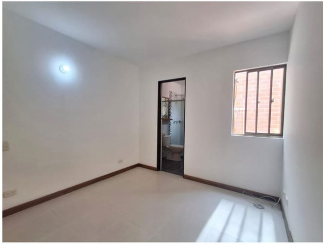 Casa de 3 alcobas en venta en La Ceja, 95 m² · foto 6 de 18