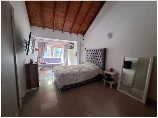 Casa de 4 alcobas en venta en El Poblado, Medellín, 240 m² · foto 22 de 23