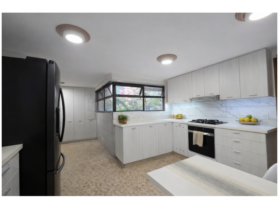 Apartamento en venta en El Poblado, Medellín · foto 7 de 24