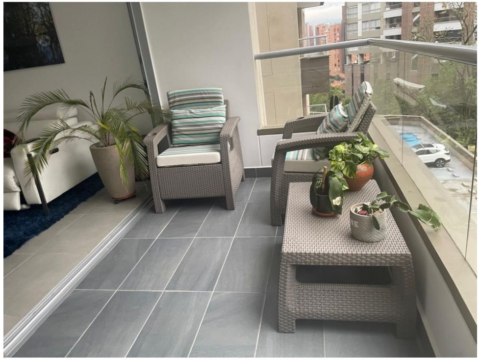 Apartamento en venta en Loma Del Chocho, Envigado · foto 8 de 19