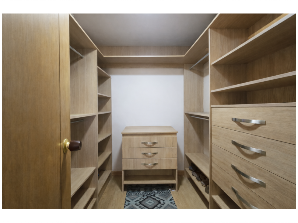 Apartamento en venta en El Poblado, Medellín · foto 19 de 24