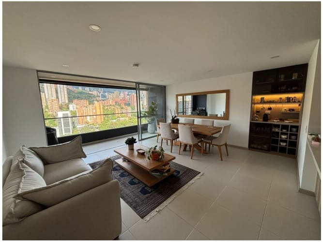 Apartamento de 3 alcobas en venta en El Poblado, Medellín, 121 m² · foto 18 de 24