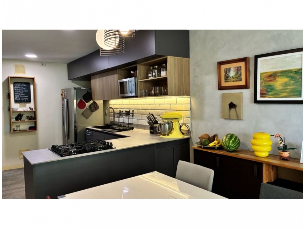 Apartamento en venta en El Poblado, Medellín · foto 5 de 20
