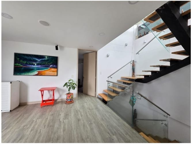 Casa de 3 alcobas en venta en Cumbres, Envigado, 250 m² · foto 11 de 24