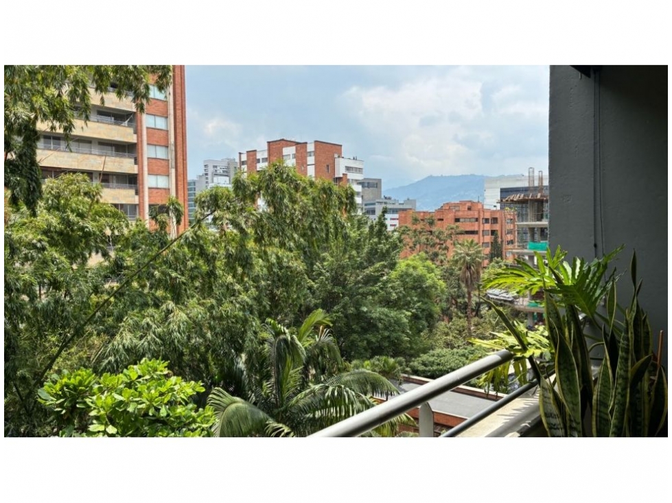 Apartamento en venta en El Poblado, Medellín · foto 6 de 20