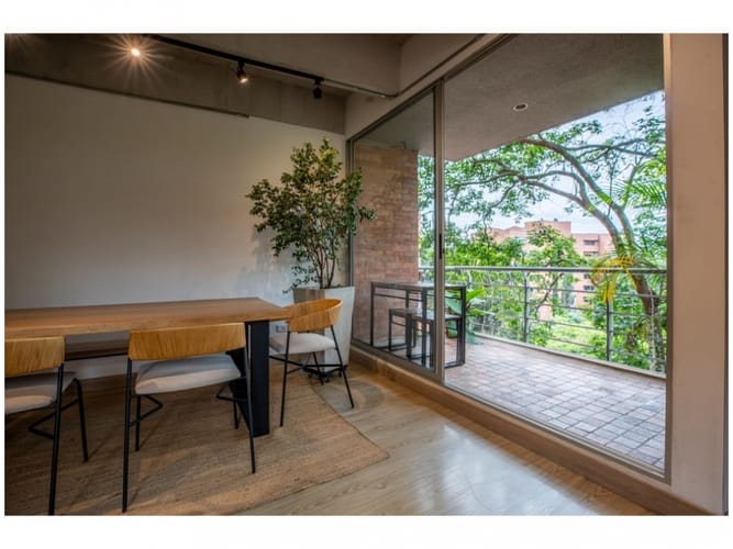 Apartamento de 2 alcobas en venta en Lalinde, Medellín, 100 m² · foto 6 de 24