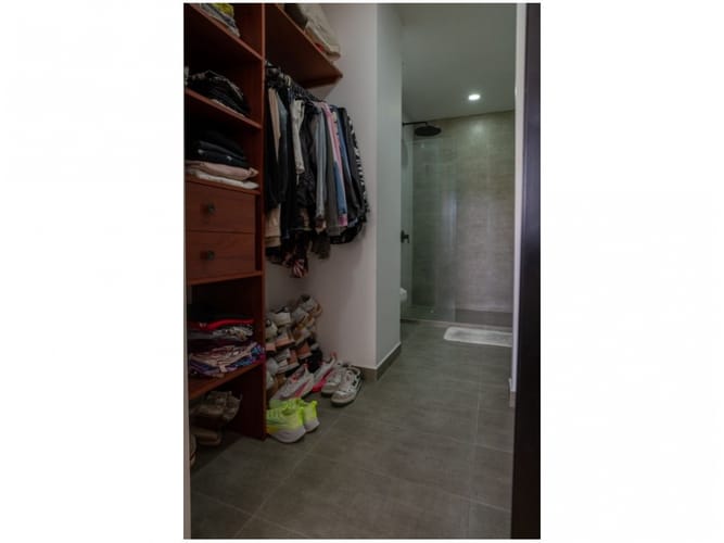 Apartamento de 2 alcobas en venta en Lalinde, Medellín, 100 m² · foto 23 de 24
