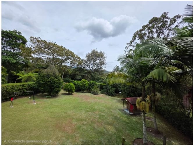 Casa de 3 alcobas en venta en Llano Grande, Rionegro, 352 m² · foto 9 de 24