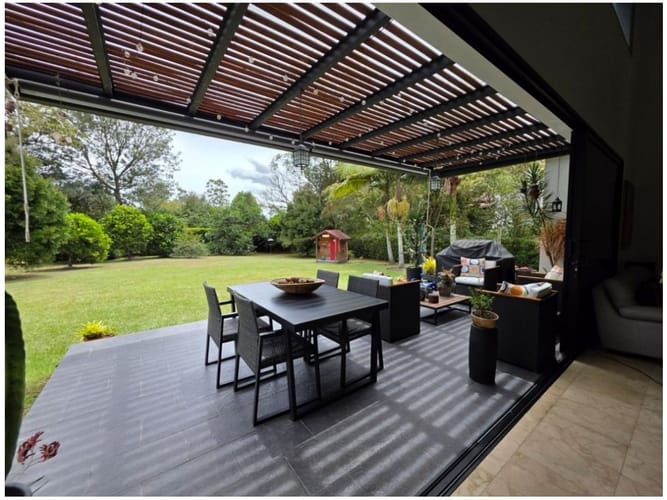 Casa de 3 alcobas en venta en Llano Grande, Rionegro, 352 m² · foto 14 de 24