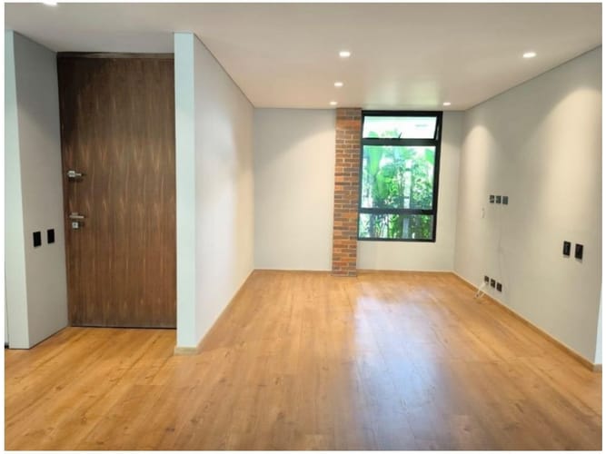 Apartamento de 2 alcobas en venta en El Poblado, Medellín, 202 m² · foto 9 de 13