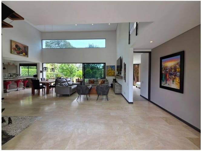 Casa de 3 alcobas en venta en Llano Grande, Rionegro, 352 m² · foto 21 de 24