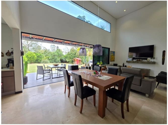 Casa de 3 alcobas en venta en Llano Grande, Rionegro, 352 m² · foto 22 de 24