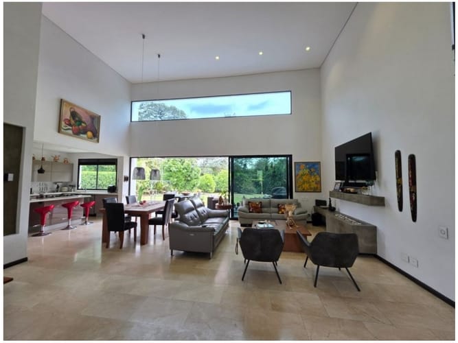 Casa de 3 alcobas en venta en Llano Grande, Rionegro, 352 m² · foto 24 de 24