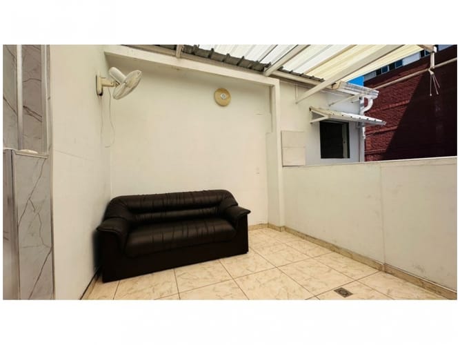 Casa de 8 alcobas en venta en Calasanz, Medellín, 450 m² · foto 7 de 24