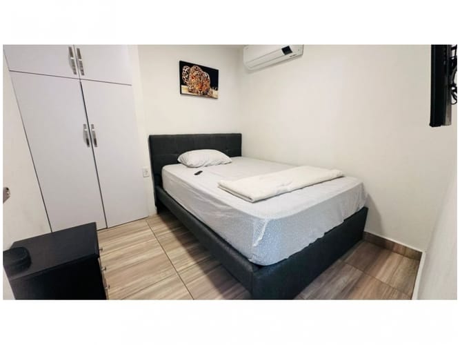 Casa de 8 alcobas en venta en Calasanz, Medellín, 450 m² · foto 9 de 24