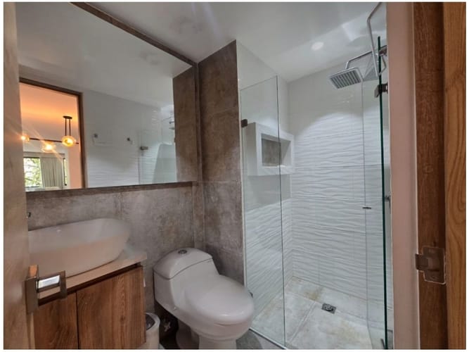 Apartamento en venta en El Poblado, Medellín · foto 5 de 22