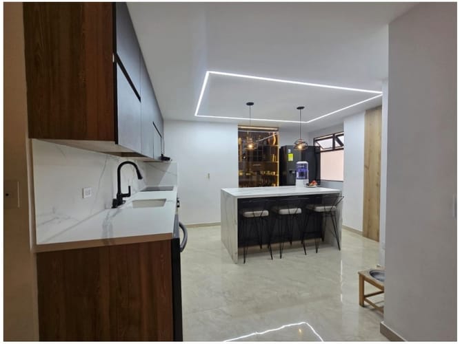 Apartamento en venta en El Poblado, Medellín · foto 10 de 22