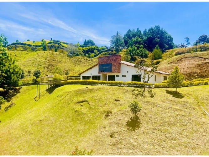 Casa de 2 alcobas en venta en Carrizales, El Retiro, 325 m² · foto 2 de 5
