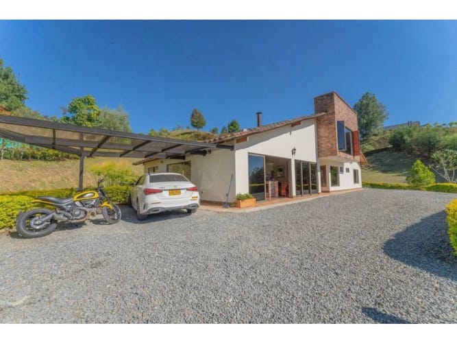 Casa de 2 alcobas en venta en Carrizales, El Retiro, 325 m² · foto 5 de 5