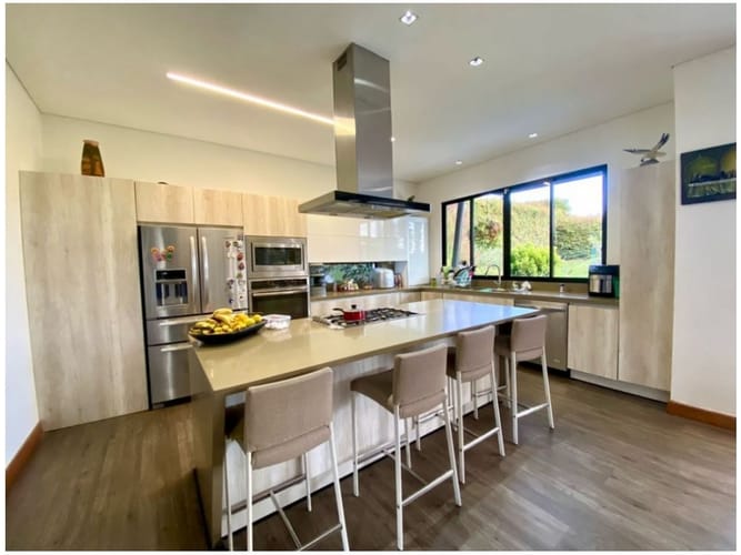 Casa de 4 alcobas en venta en Las Palmas, Envigado, 436 m² · foto 6 de 24