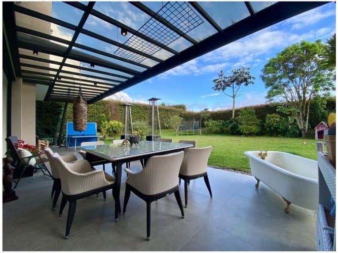 Casa de 4 alcobas en venta en Las Palmas, Envigado, 436 m² · foto 9 de 24