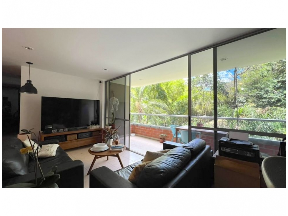 Apartamento en venta en Cumbres, Envigado · foto 2 de 24