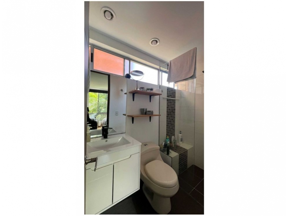 Apartamento en venta en Cumbres, Envigado · foto 17 de 24