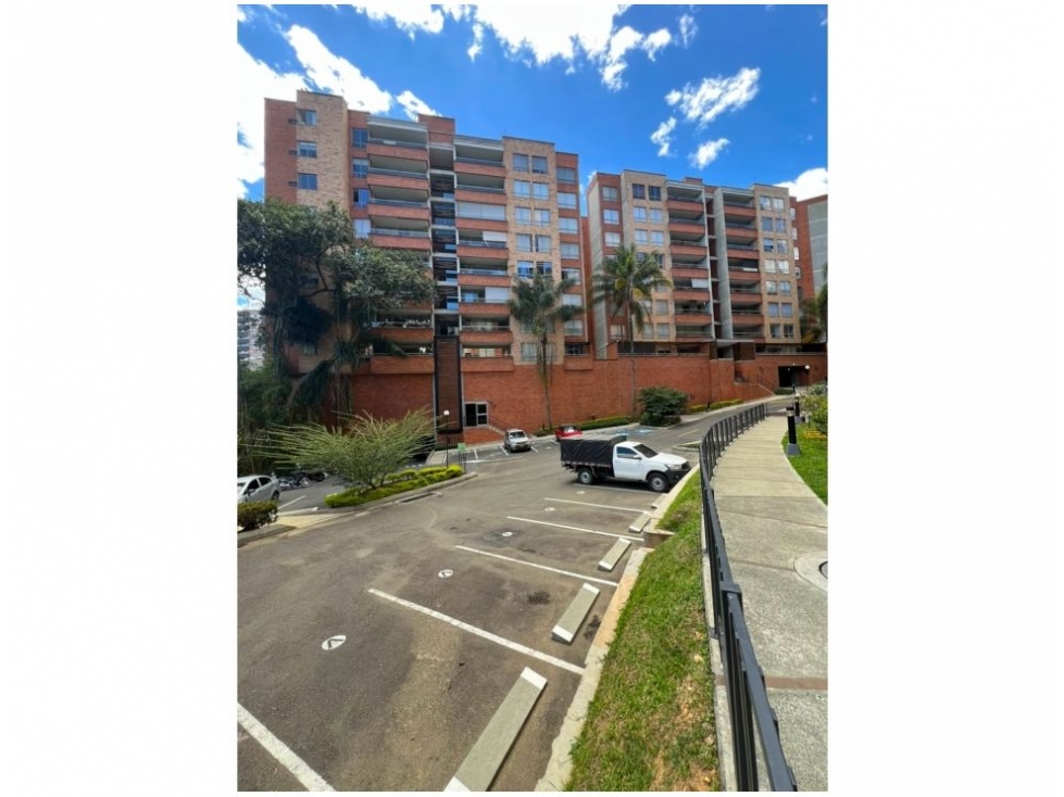 Apartamento en venta en Cumbres, Envigado · foto 23 de 24