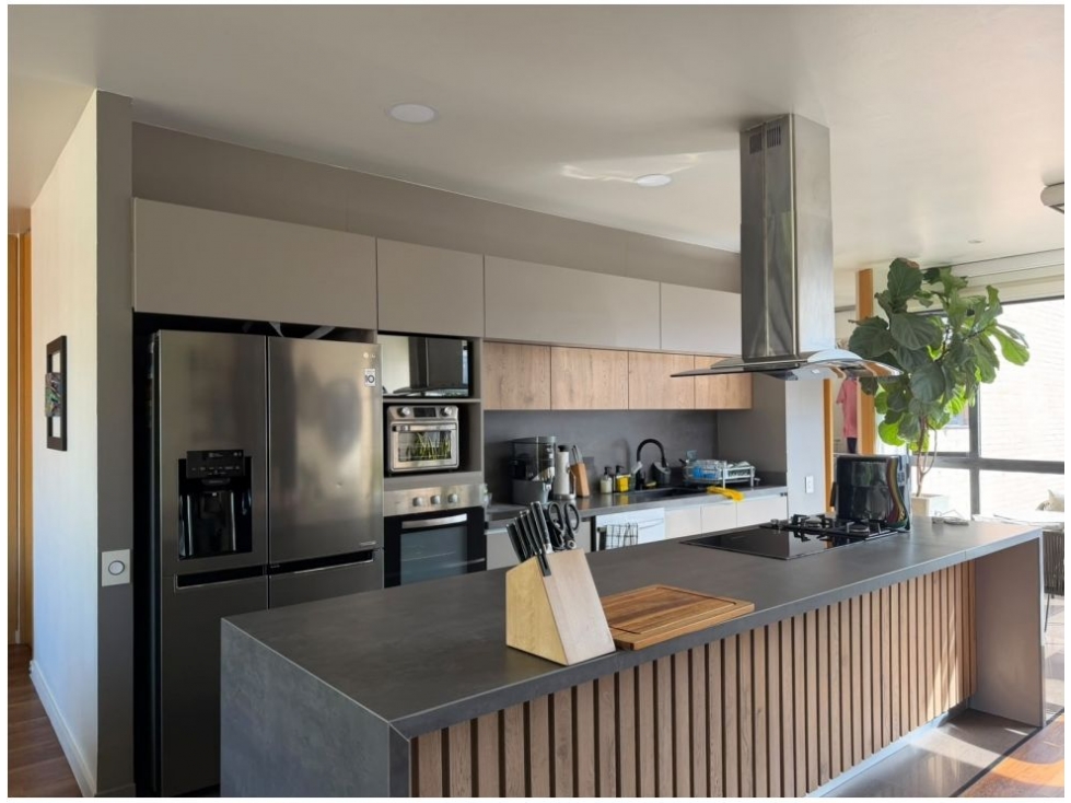 Apartamento en venta en El Poblado, Medellín · foto 5 de 14