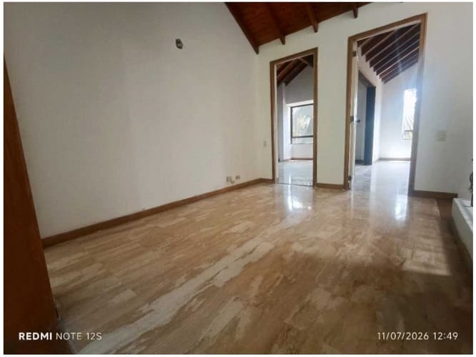 Casa de 2 alcobas en venta en Los Naranjos, Medellín, 162 m² · foto 19 de 24