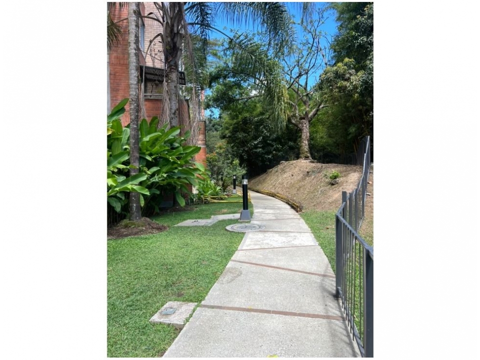 Apartamento en venta en Cumbres, Envigado · foto 24 de 24
