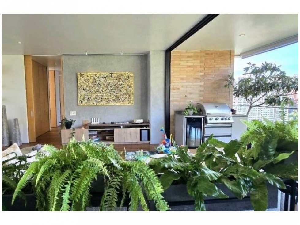 Apartamento en venta en El Poblado, Medellín · foto 7 de 14