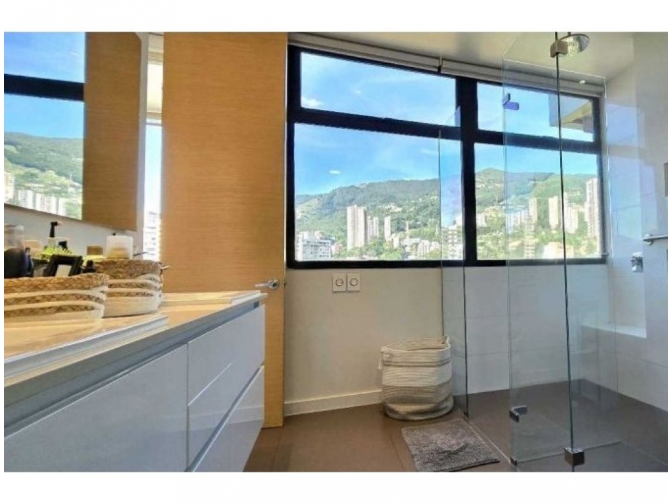 Apartamento en venta en El Poblado, Medellín · foto 14 de 14