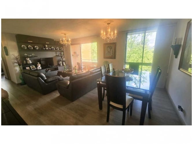 Apartamento en venta en El Poblado, Medellín · foto 2 de 16
