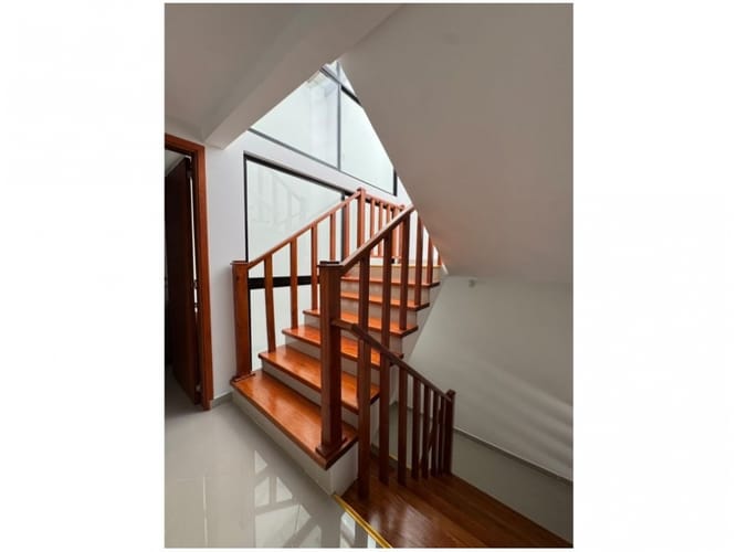Casa de 4 alcobas en venta en El Retiro, 220 m² · foto 23 de 24