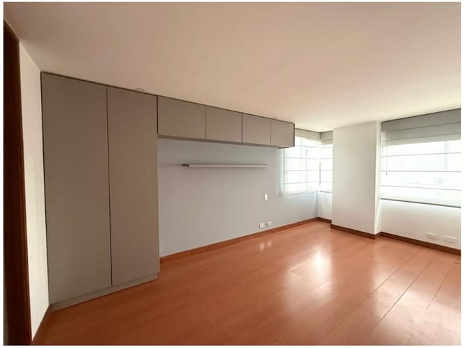 Apartamento de 1 alcoba en venta en El Poblado, Medellín, 63 m² · foto 11 de 17