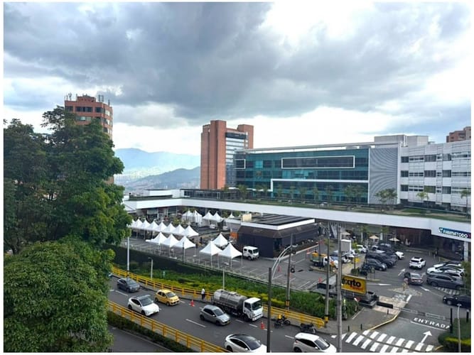 Apartamento de 1 alcoba en venta en El Poblado, Medellín, 63 m² · foto 17 de 17