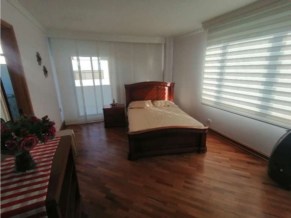 Apartamento en venta en El Poblado, Medellín · foto 4 de 5